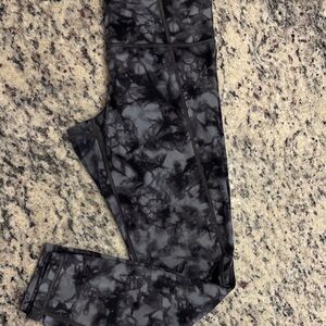 Athleta Charcoal and Black Tie-Dye Leggings